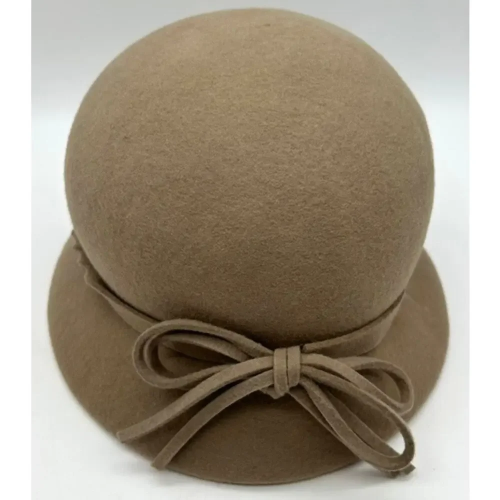 New Adora Wool Cloche Hat NWT Camel Tan Braided Band Bow One Size Classic Felt